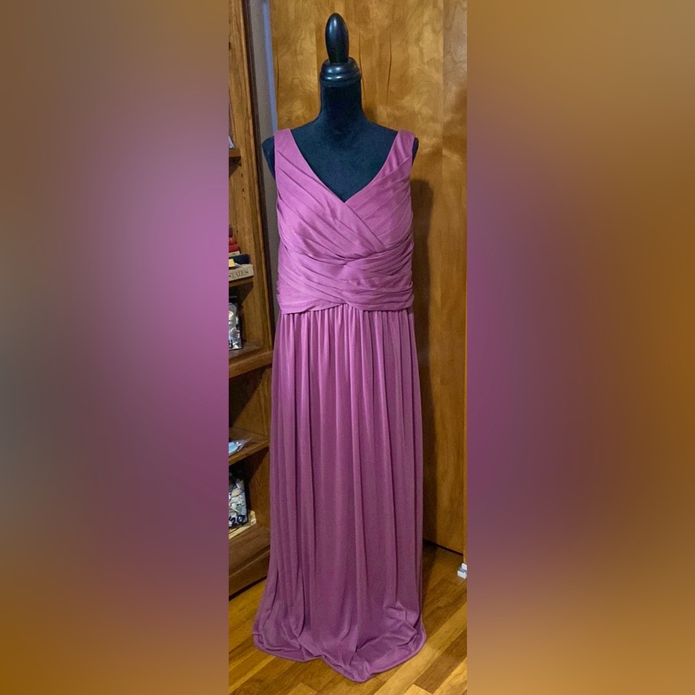 Beautiful formal floor length dress